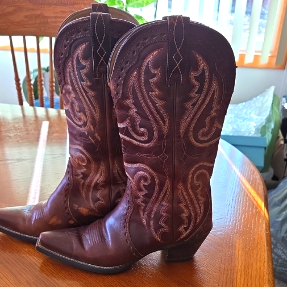 Ariat Cowboy Boots SZ 6B